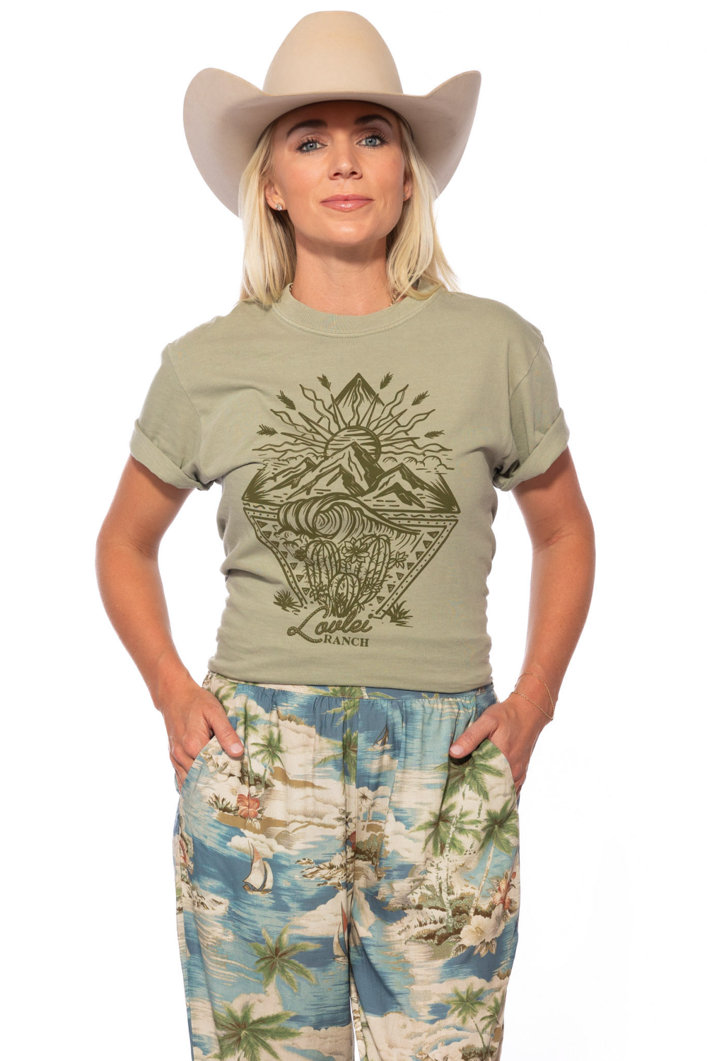 Tshirt - Coastal Ranch Graphic Tshirt Sandstone