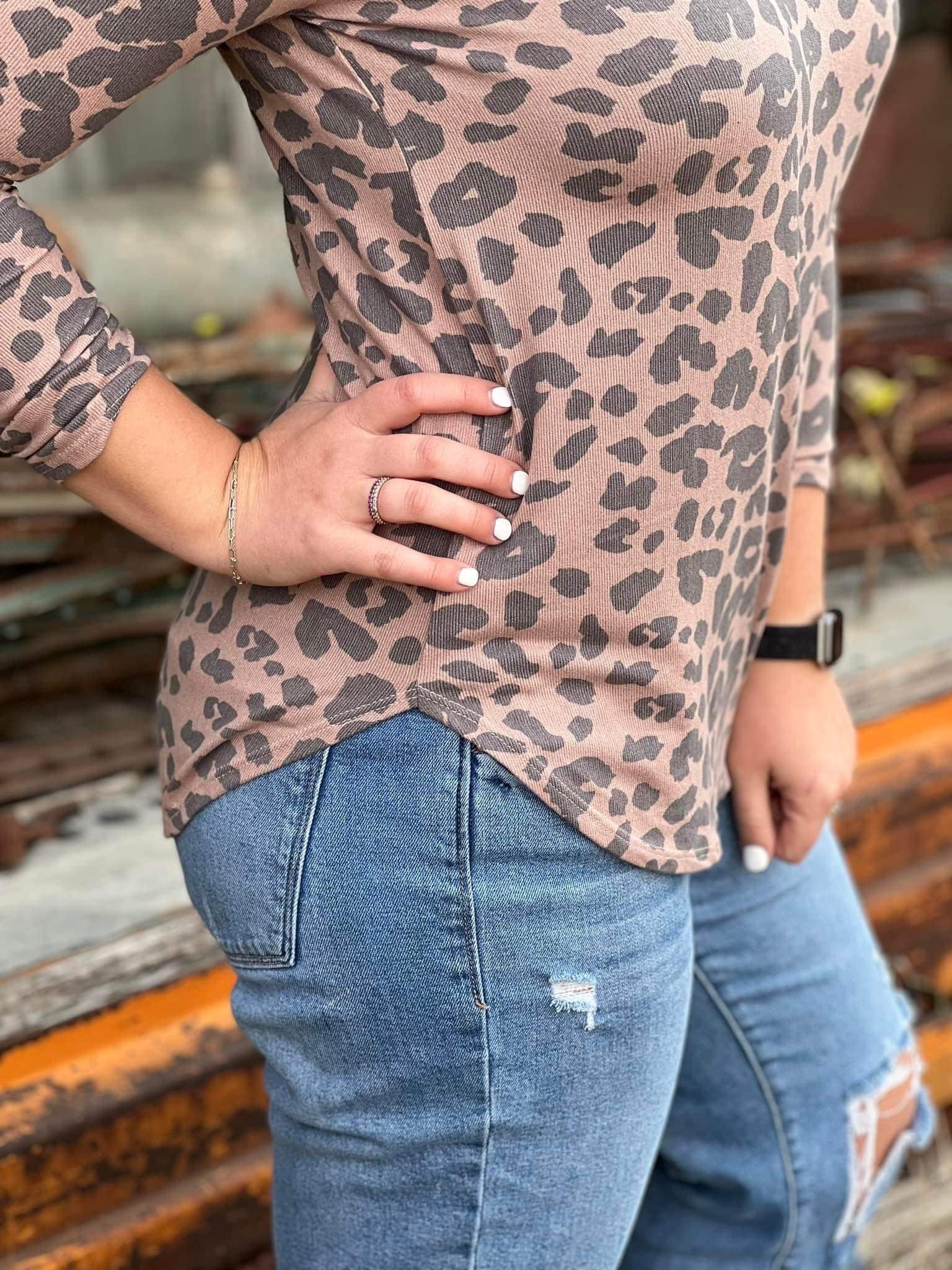 Lacey mauve long sleeve leopard